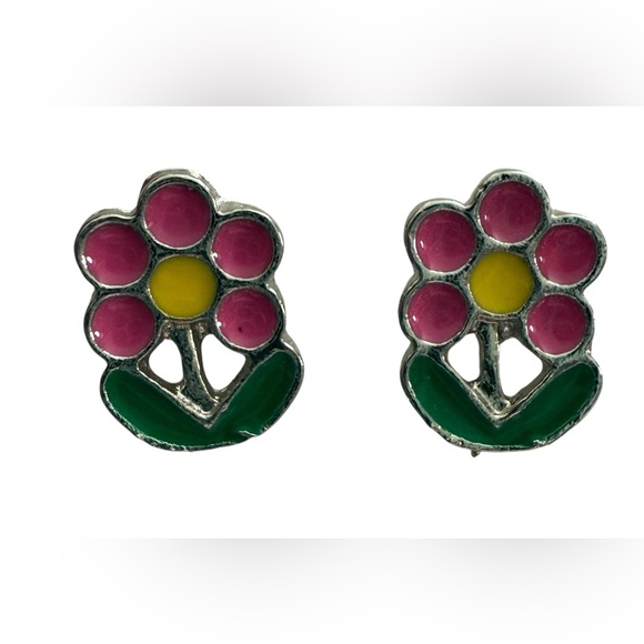 Other - ❤️Pink Flower Stud Earrings